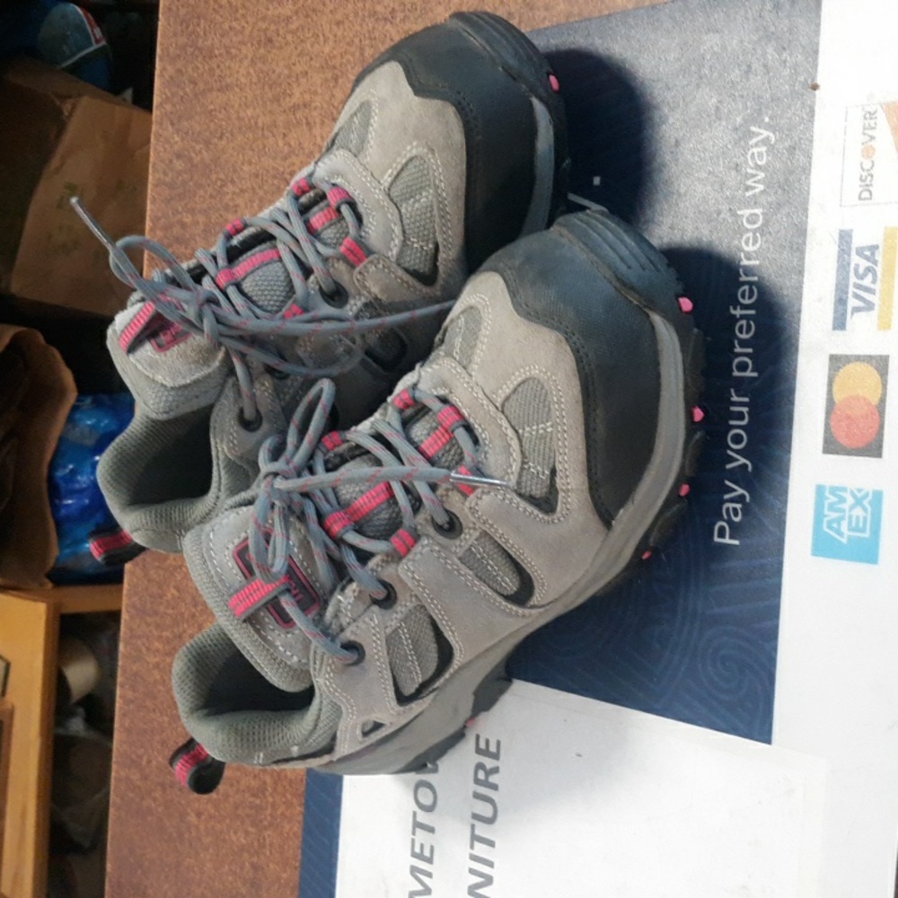 STEEL TOE Nord Trail Size 6 (SKU MB 2)